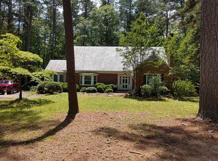 104 Hamlett Dr, Blackstone, VA 23824