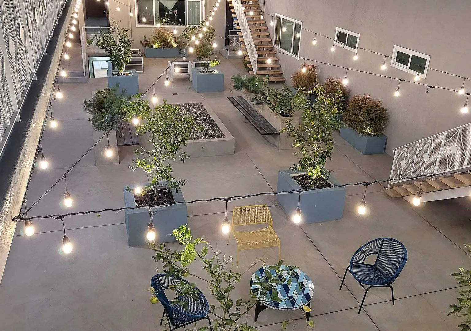 Bleu Apartments — Photo 1