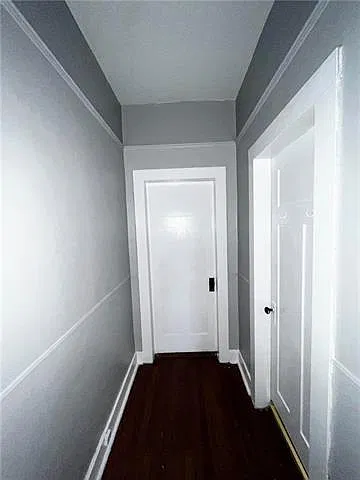 2 bed, 1.0 bath, 750 sqft, $1,050 — Photo 2