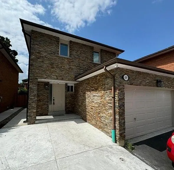 659 Roselaire Trl #1 — Photo 1