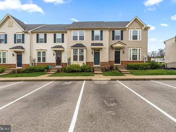 7923 Erinvale Ln, Seven Valleys, PA 17360