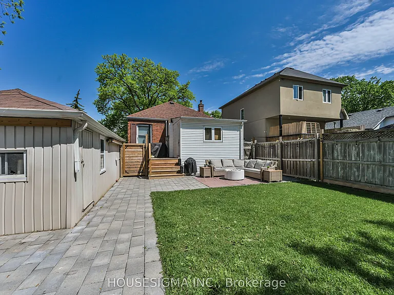 205 William St — Photo 28