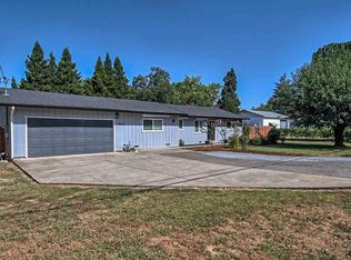 5441 E Bonnyview Rd, Redding, CA 96001