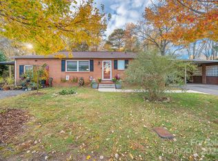 3842 Dowell St, Hickory, NC 28602