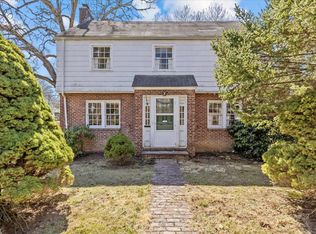 60 Ravensdale Rd, Hastings On Hudson, NY 10706