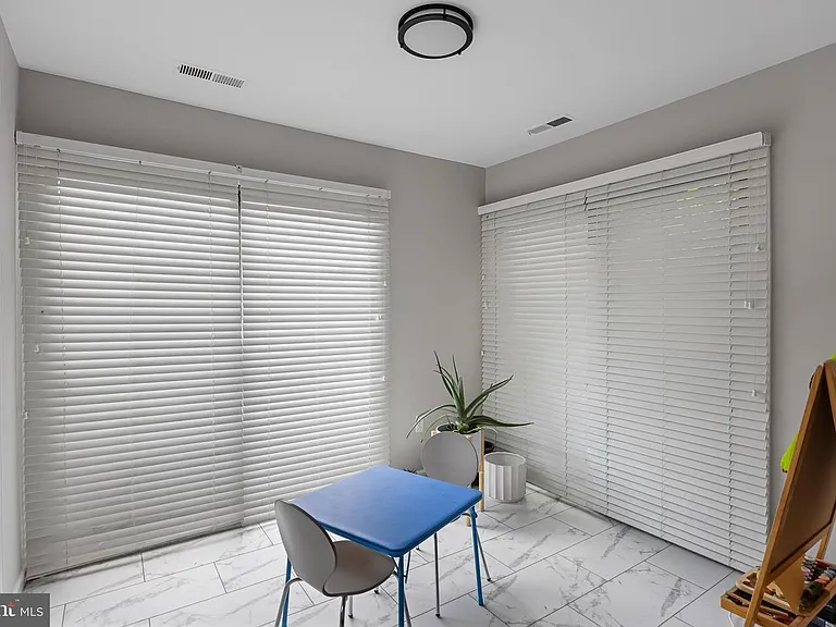 23 W Bluebell Ln #A — Photo 15