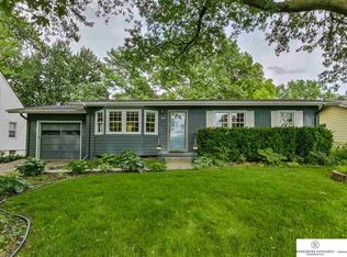 3067 S 73rd St, Omaha, NE 68124
