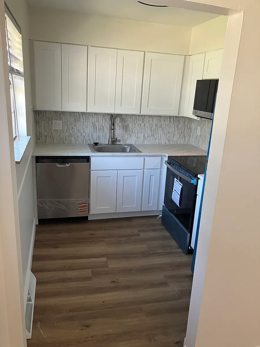 Building Photo - Atherton Apartments