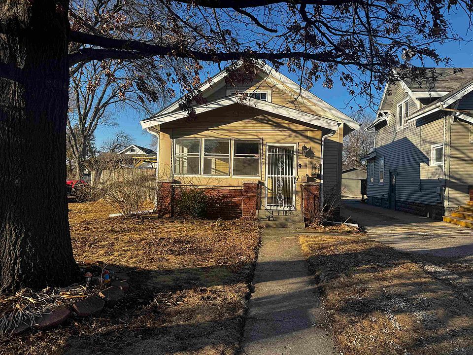 1st image of 534 Lawn Dr