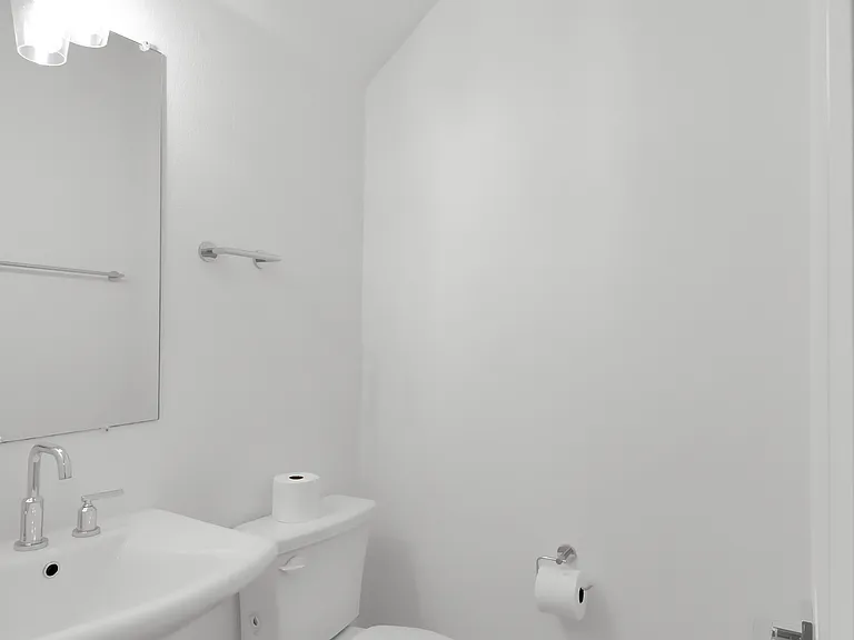 502 Virginia Way — Photo 5