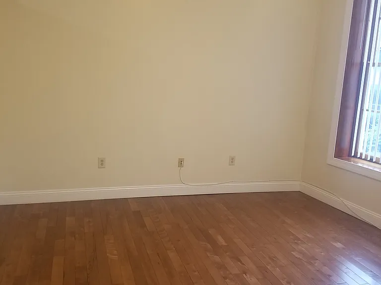 23 N Pearl St #2B — Photo 4