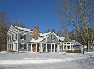 11 Cook Rd, Southampton, MA 01073