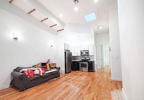 2nd image of 1175 Putnam Ave APT 2