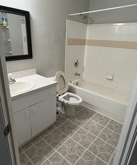 17104 Carrington Park Dr #523 — Photo 9