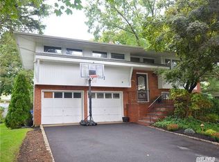 5 Leonard Pl, Sea Cliff, NY 11579