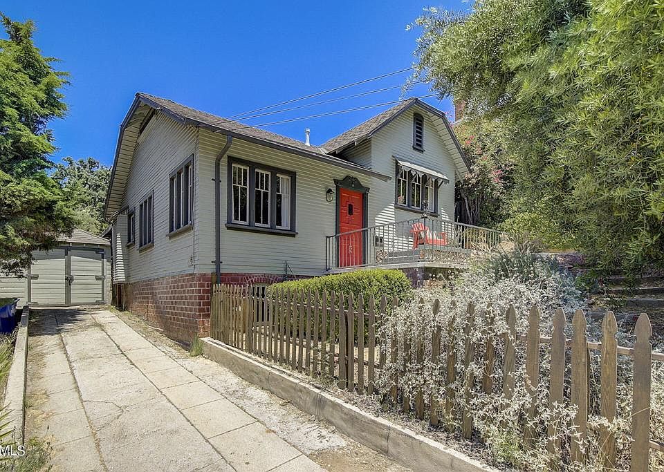 1st image of 6201 Oak Crest Way