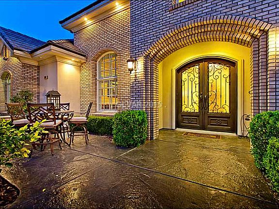 3rd image of 2904 Coast Line Ct