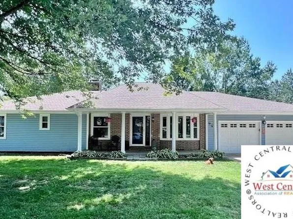 904 Harris, Clinton, MO 64735