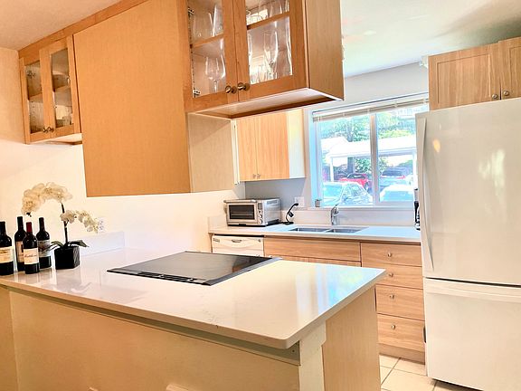 2nd image of 14210 NE 181st Pl APT M
