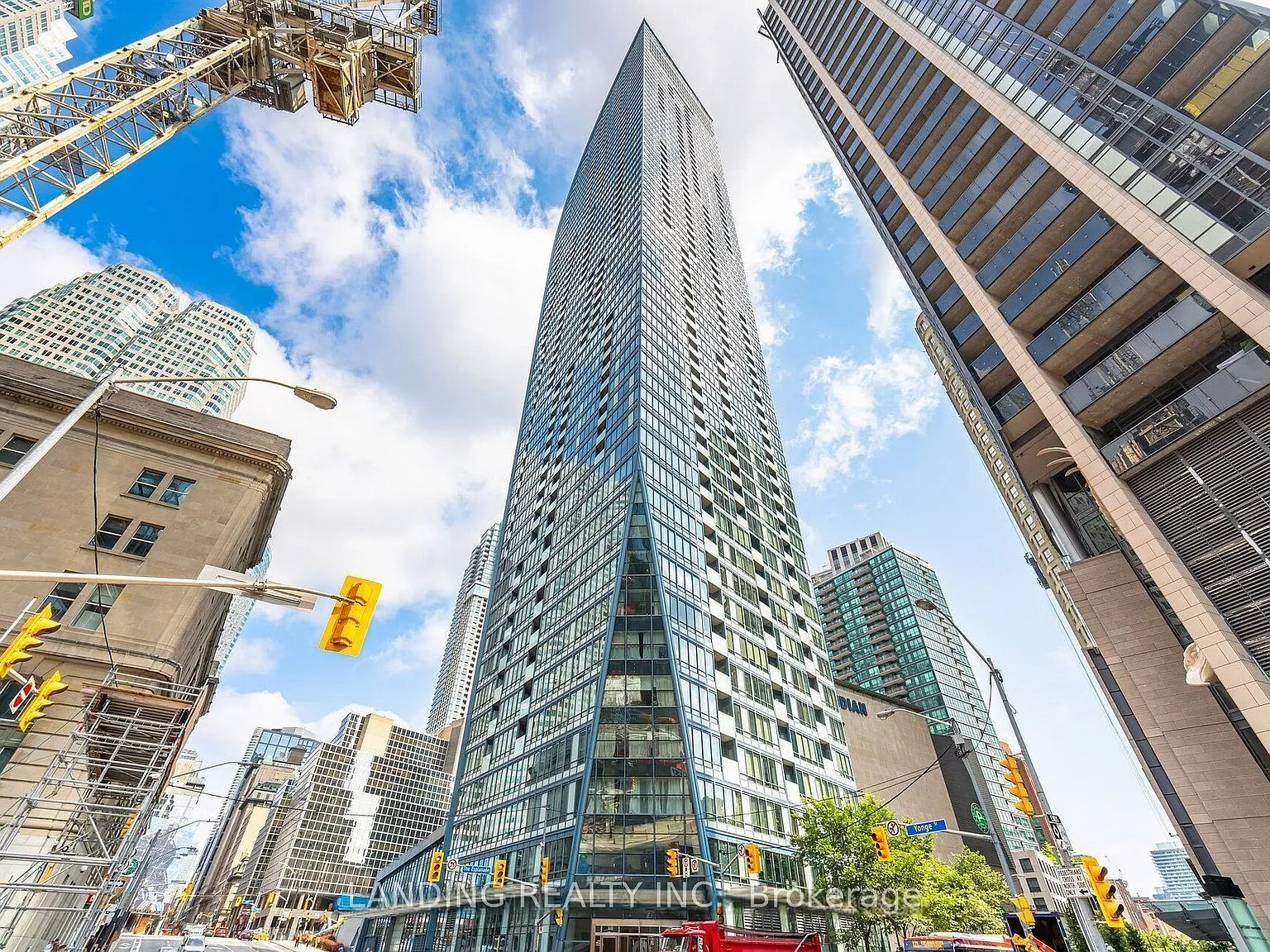 2 bed, $2,850 — Photo 1