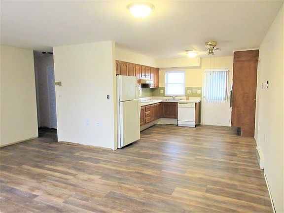 5th image of 313C Dorchester Dr