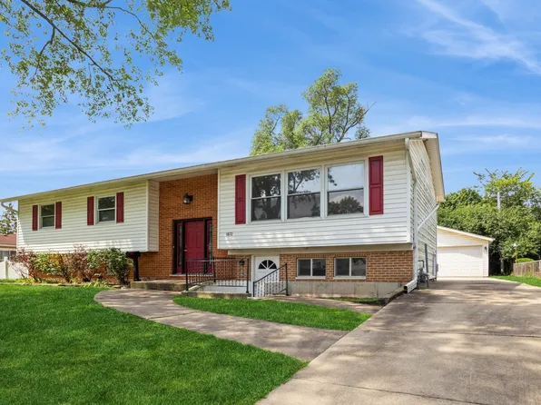 6870 Highland St, Hanover Park, IL 60133