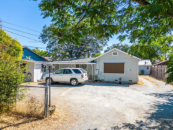 2nd image of 2711 Reservoir Ln