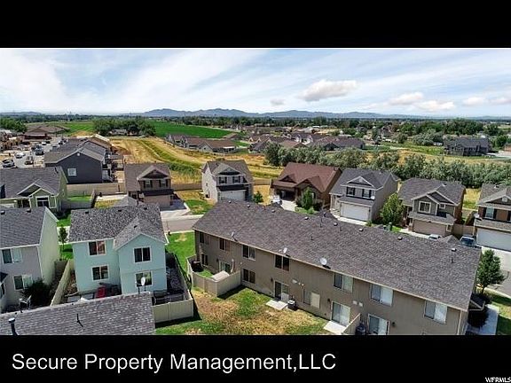 3rd image of 2157 W Foxwood St