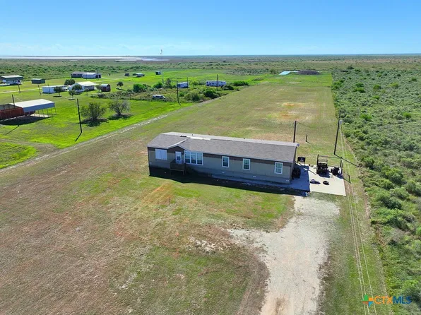 1501 County Road 314 E, Port Lavaca, TX 77979