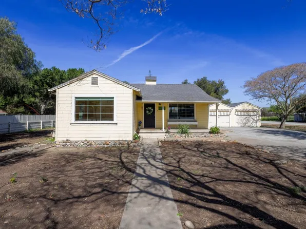 1320 Santa Ana Rd, Hollister, CA 95023