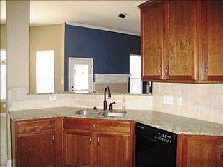2nd image of 704 Algerita Dr