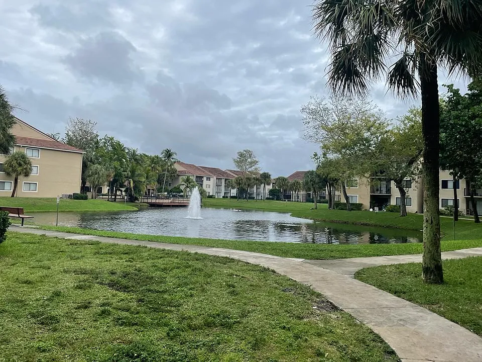 9144 W Atlantic Blvd #817