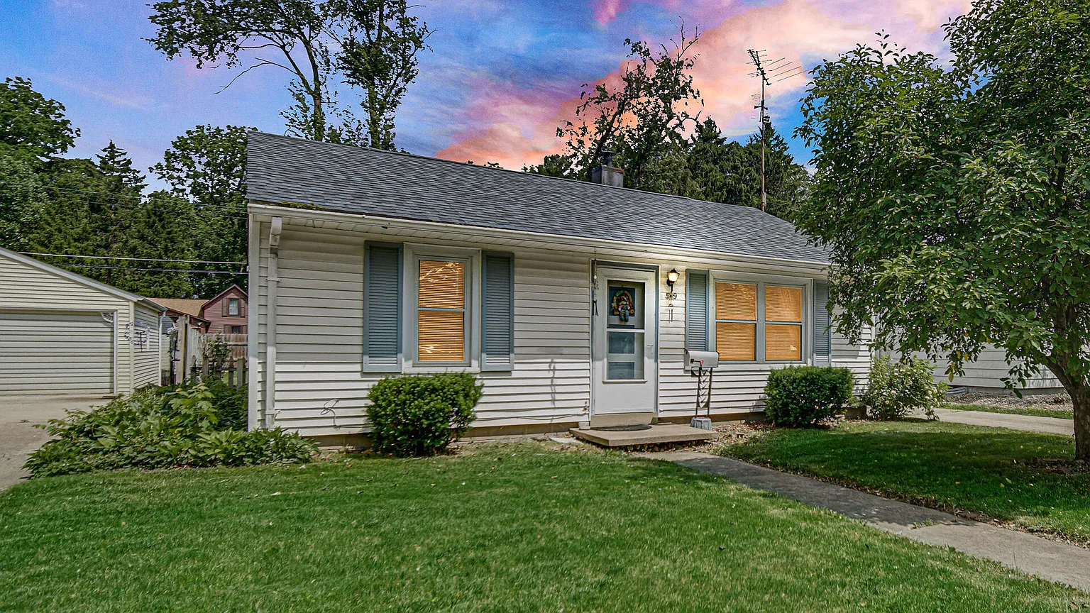 509 Philadelphia St photo 1