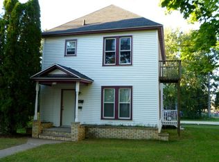 203 13th Ave W, Menomonie, WI 54751