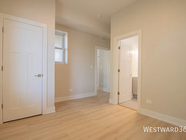 1546 N Homan Ave #3 — Photo 13