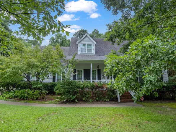 157 Peach Orchard Dr, Benson, NC 27504
