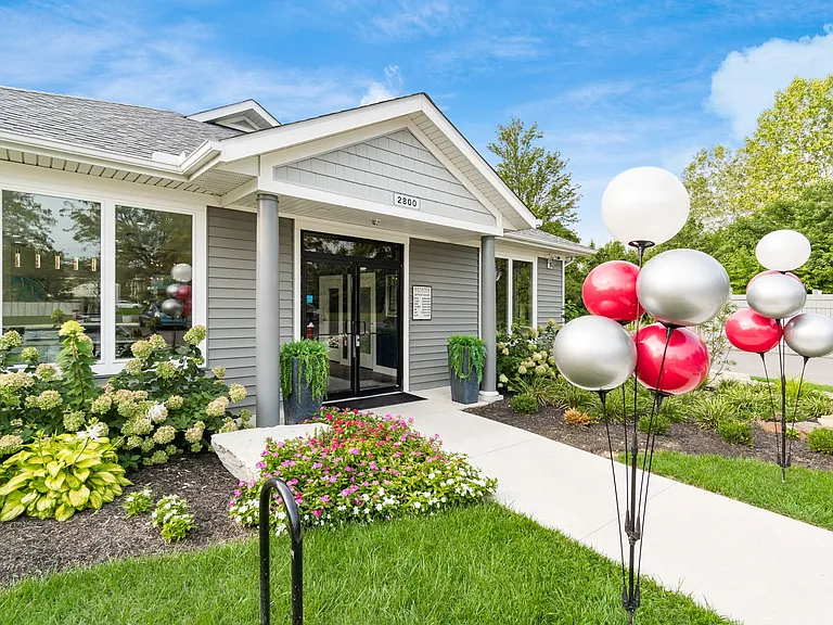 Estates at Brentwood Lake — Photo 39