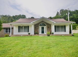 599 McAdoo Creek Rd, Clarksville, TN 37043