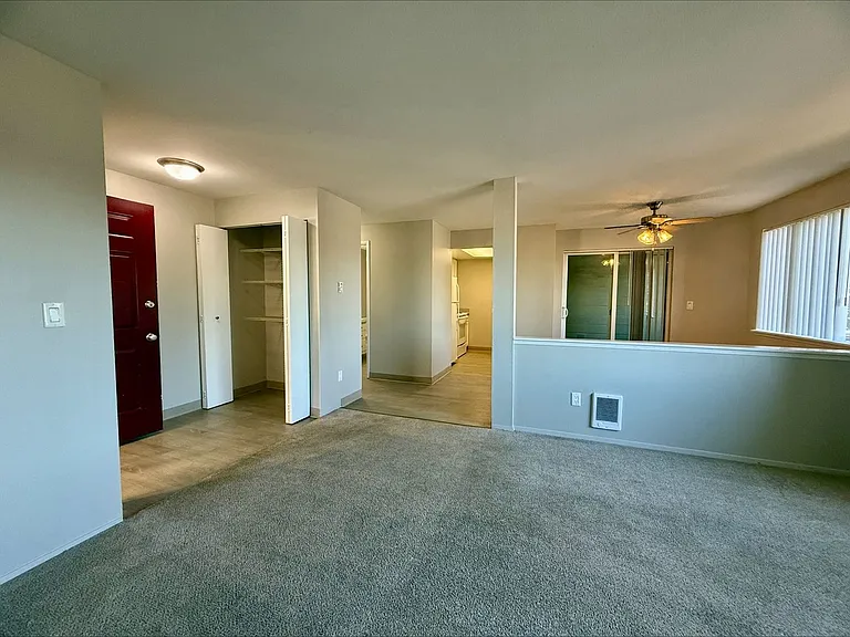 The Gardens Apartments — Photo 33