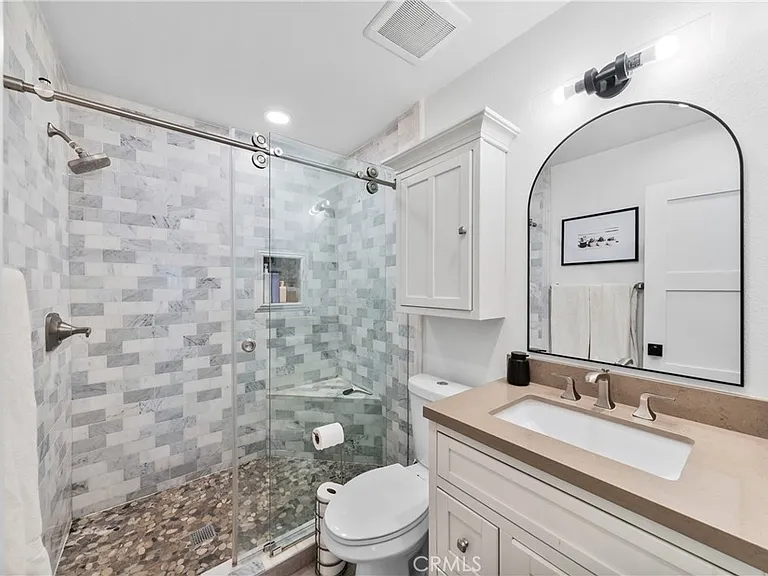 8541 Kelso Dr — Photo 21