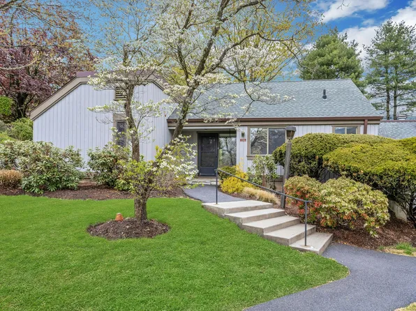 234 Heritage Hls #A, Somers, NY 10589
