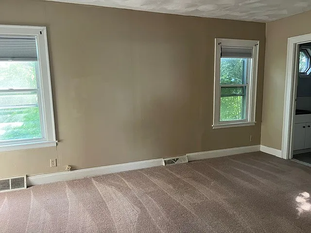 1218 Hammond Ave #1 — Photo 7
