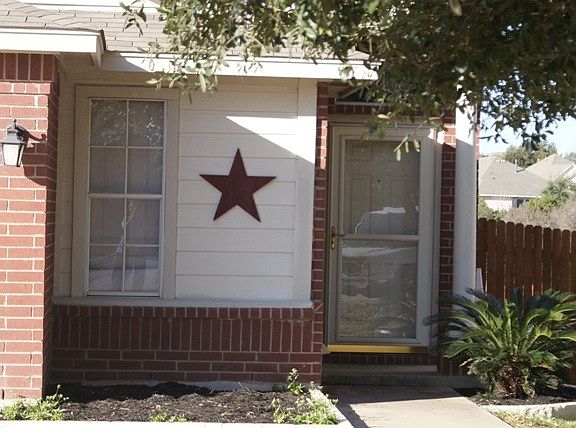 3rd image of 3504 Rock Shelf Ln