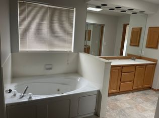 15219 55th Dr SE, Everett, WA 98208