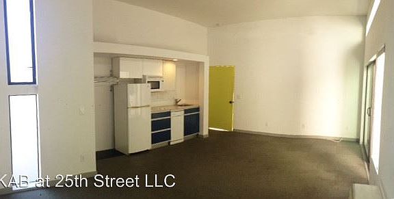 3rd image of 830 25th St Ste 205