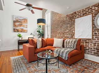 377 King St #206, Charleston, SC 29401