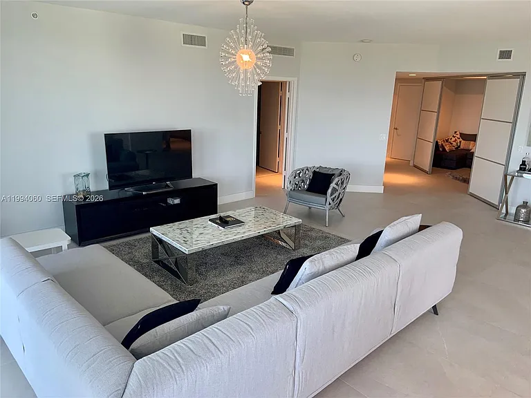 17301 Biscayne Blvd #1602 — Photo 7