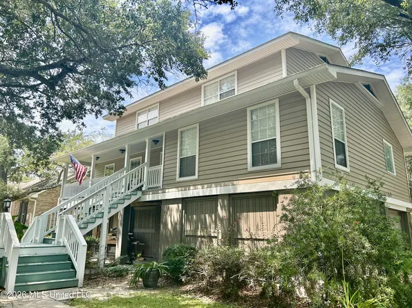 2421 Washington Ave, Pascagoula, MS 39567