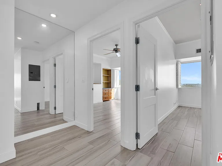 1155 N La Cienega Blvd #1106 — Photo 19