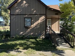 638 W 8th St, Rushville, IN